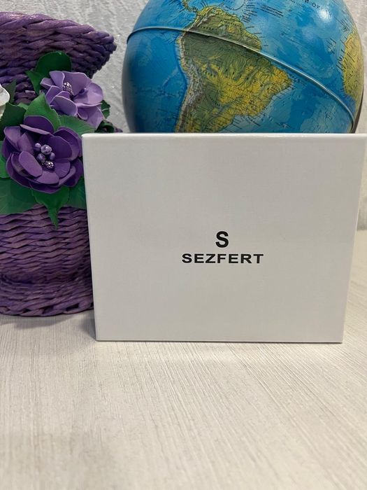 Продам портмоне из натуральной кожи.