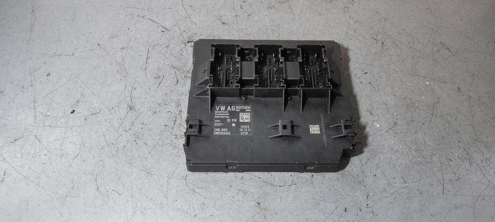 Calculator confort volkswagen vw caddy an 2012 motor 1.6 CAY cod 5K0937085R
