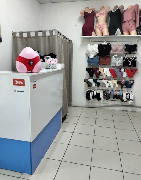 Продам всё для бутика