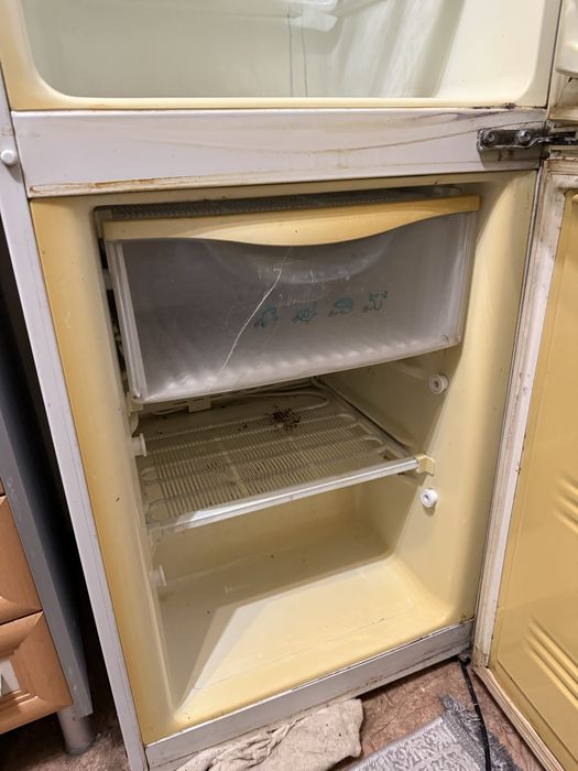 Холодильник на запчасти