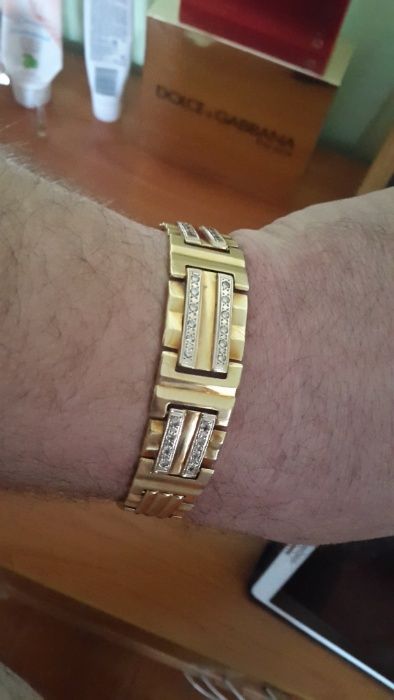 продам золотой браслет с бриллиантами