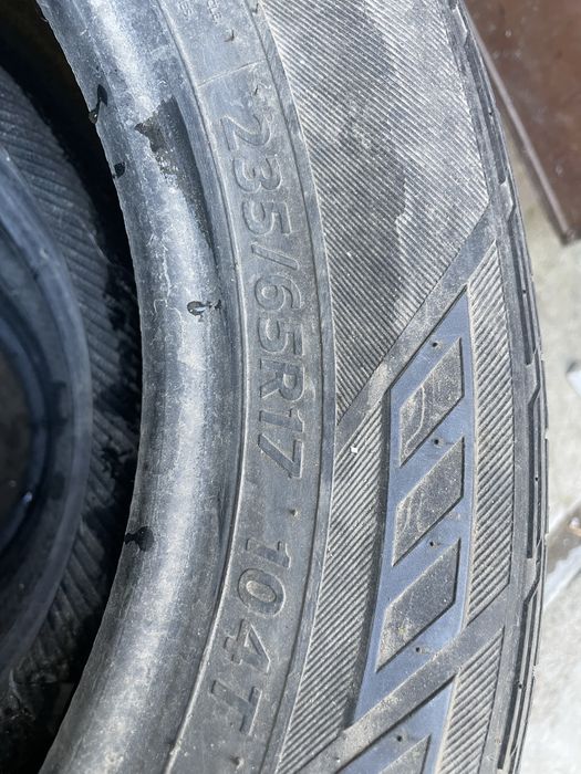 Продам летные резины R17/65/235