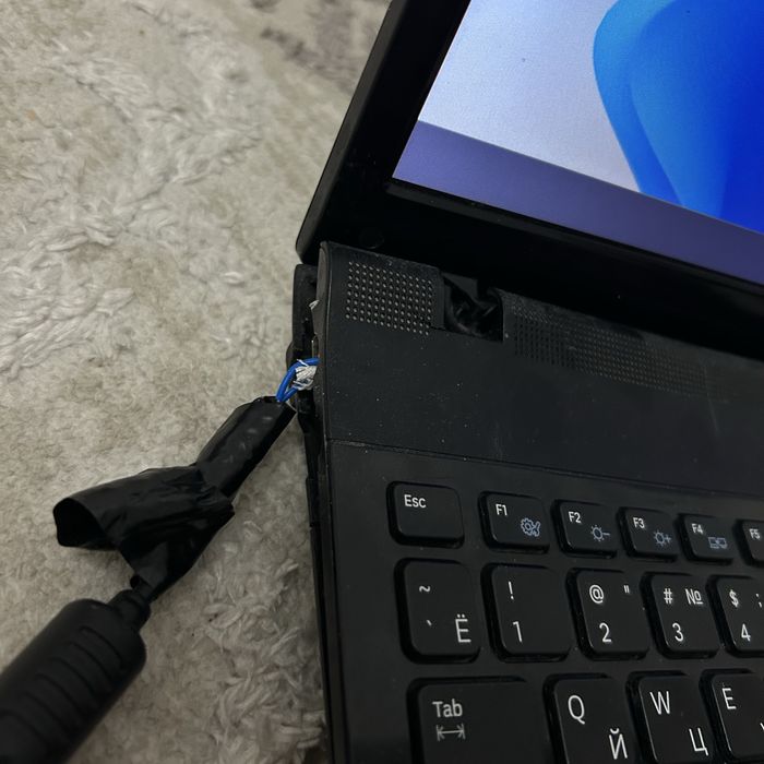 Lenova ноутбук торг имееться