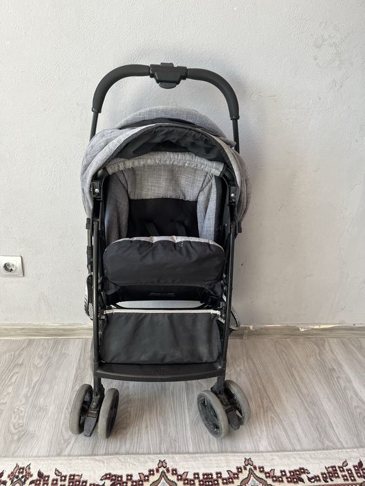 Коляска прогулочная