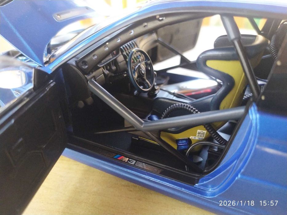 1:18 Метален модел на BMW M3 GTR Street Version Е46 - Minichamps