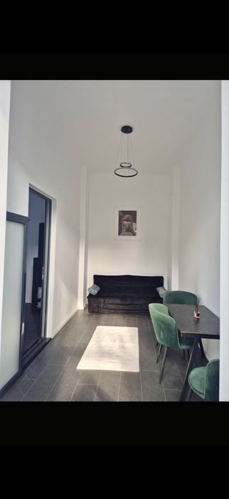 Apartament / casa caramida in zona centrala din Galati, toate utilitatile, tabla nou, renovat, pod mansardabil inalt