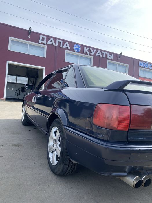 Продам ауди 80 б4