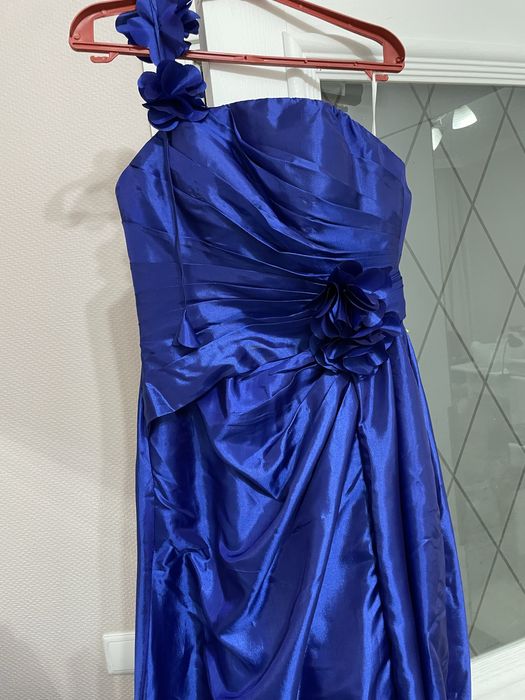 Платье новое вечернее