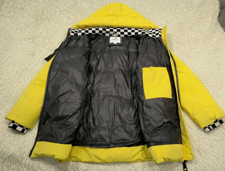 Продам зимнюю куртку