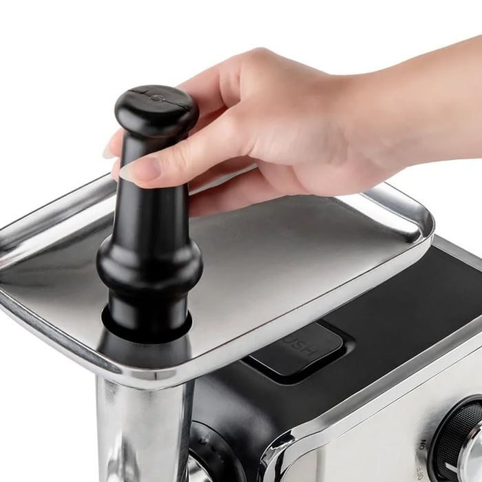 Нова месомелачка със сокоизстисквачка за домати Muhler MG-1808TS, 1800W