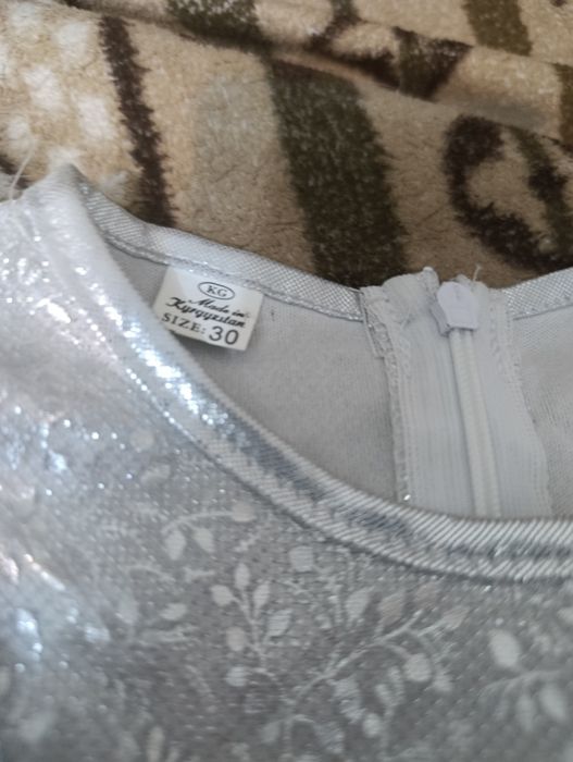 Продам детское платье