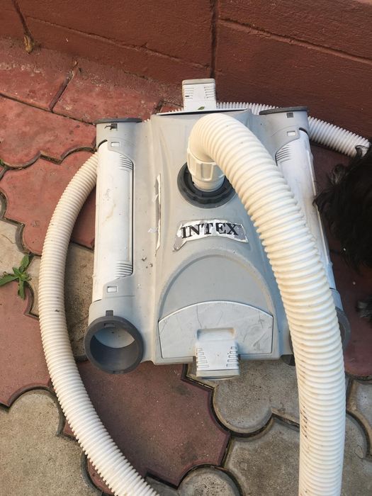 Aspirator  intex ptr piscina