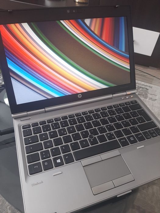 Vând laptop hp Eltebook
