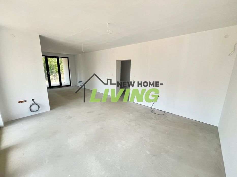 Продава се Къща в Пловдив, Остромила - 380 кв.м за 573 €/кв.м - Снимка #1