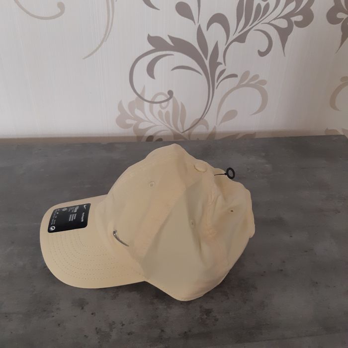 Vand șapca marca Nike