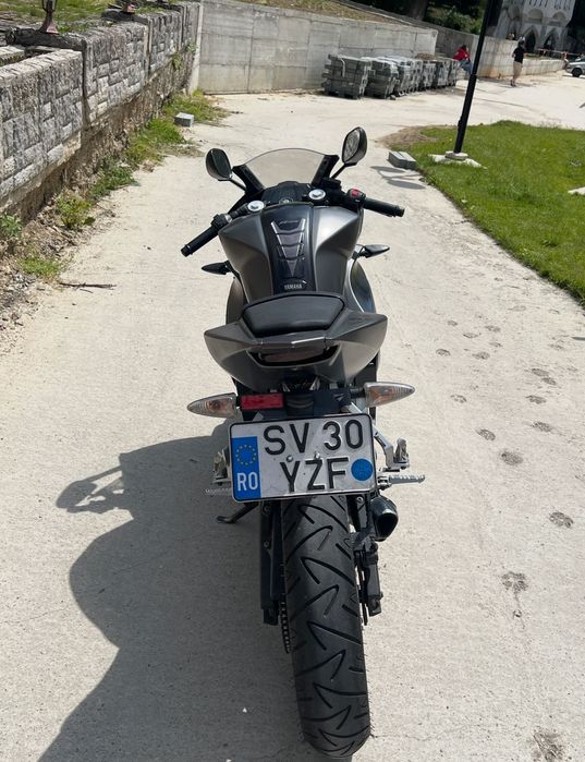 Yamaha YZF-R 125 2015