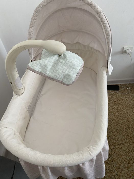 Продаётся уютная люлька для новорождённого