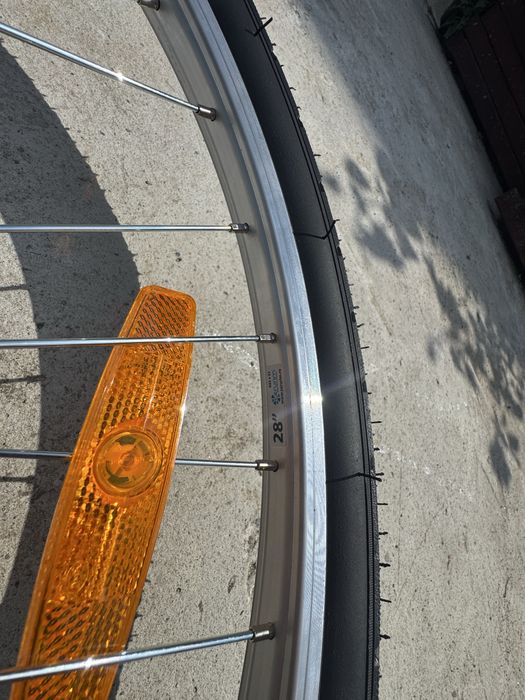 Bicicletă cu cadru jos