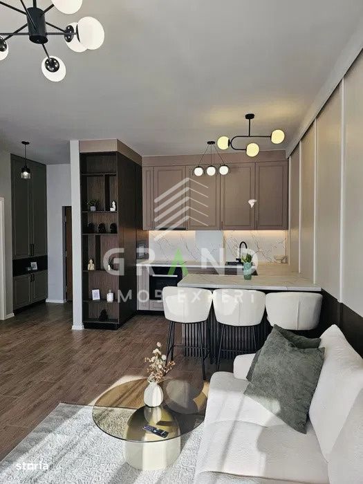 Apartament 2 camere, str Eroilor, Floresti
