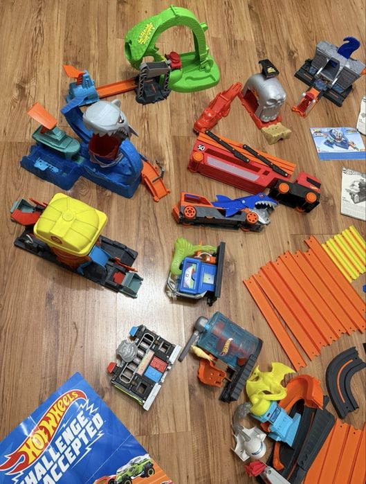 Треки hot wheels б/у в отличном состоянии
