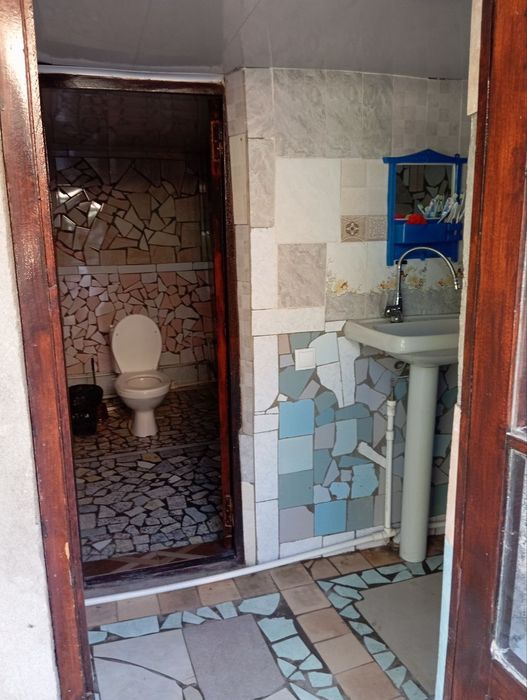 Sergili tumanida hovli sotiladi