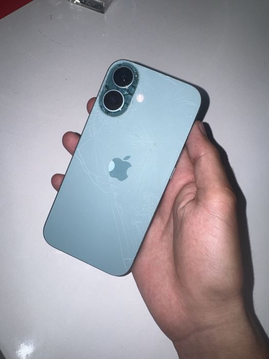 Iphone 16 .’.’.’