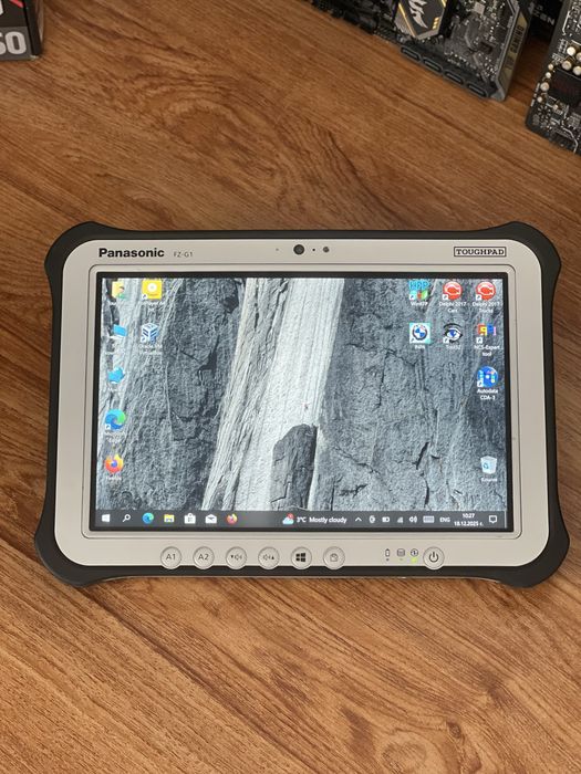 Таблет Лаптоп Panasonic ToughPad FZ-G1 i5-6Gen, 4GB RAM, 128GB SSD