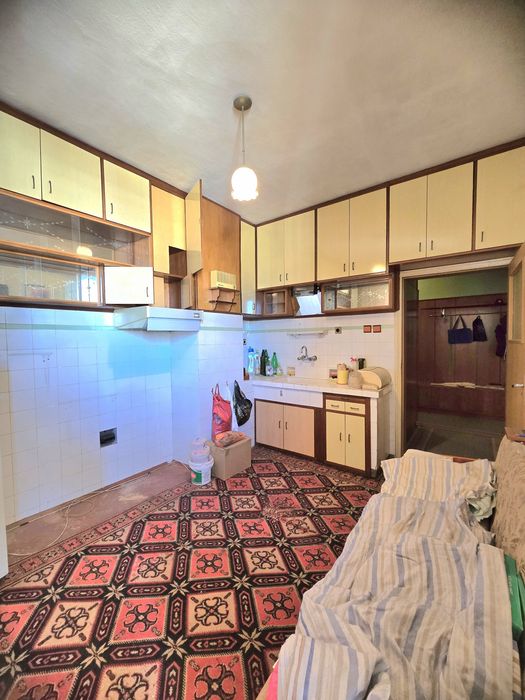 Продава се Четиристаен апартамент в Велико Търново, Център - 91 кв.м за 1098 €/кв.м - Снимка #8