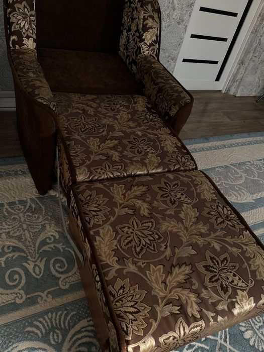 Раскладной диваны и кресло