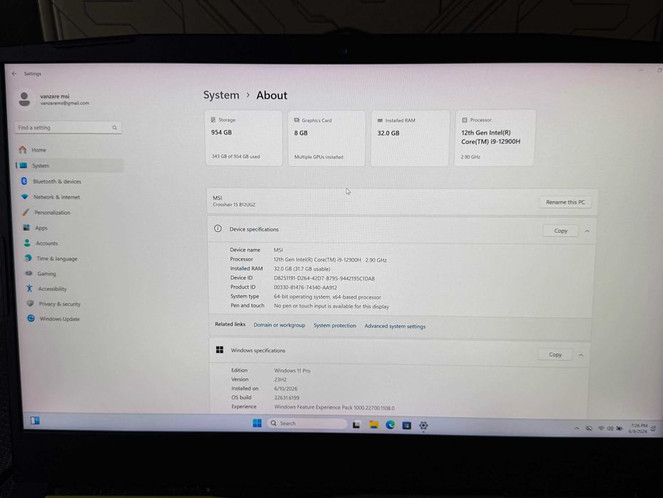 Laptop msi aspect si folosire 9,5/10