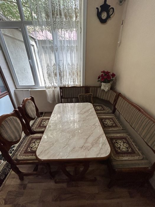 Продается уголок кухня