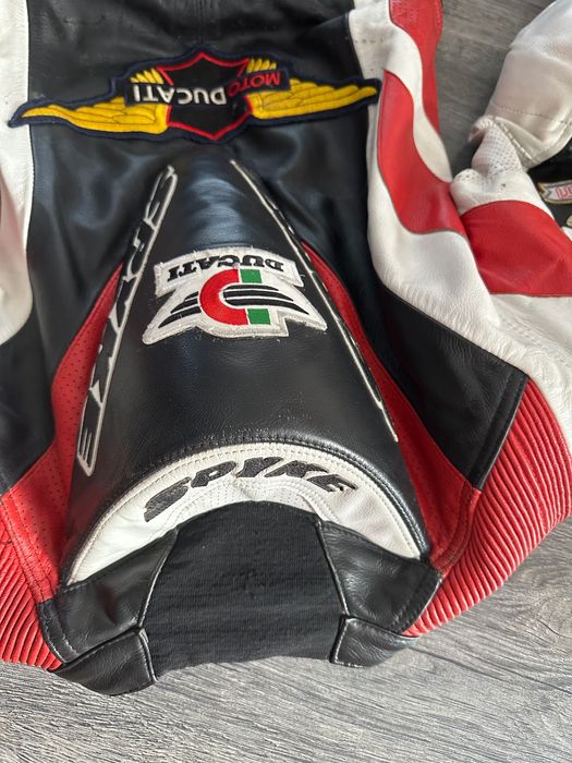 Екипировка за мотор