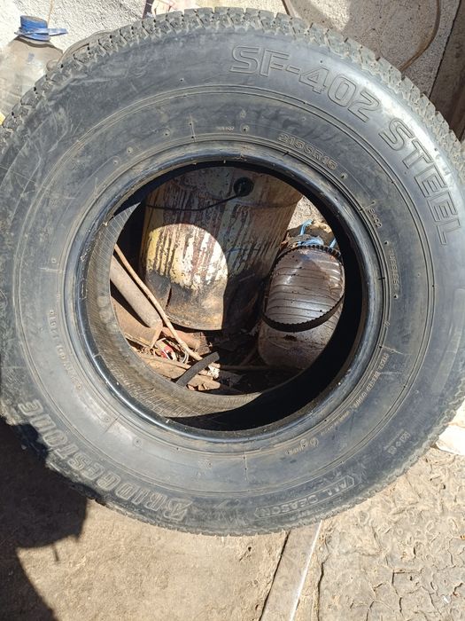 Продам шину бритдстоун