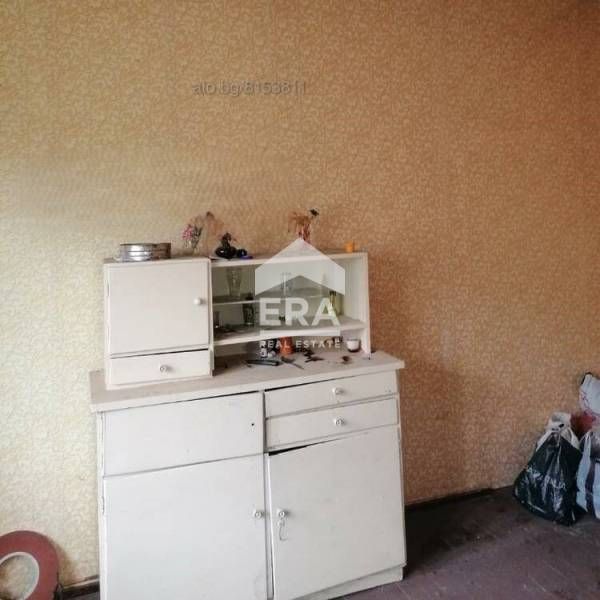 Продава се Тристаен апартамент в Димитровград - 85 кв.м за 198 €/кв.м - Снимка #2