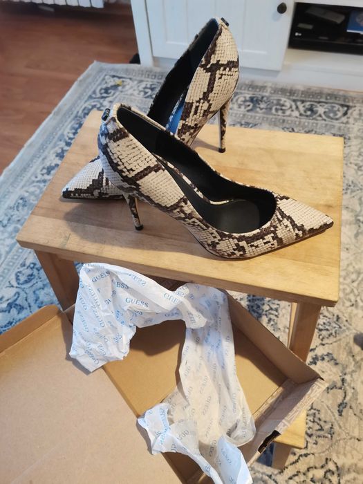 Guess pantofi stilleto noi