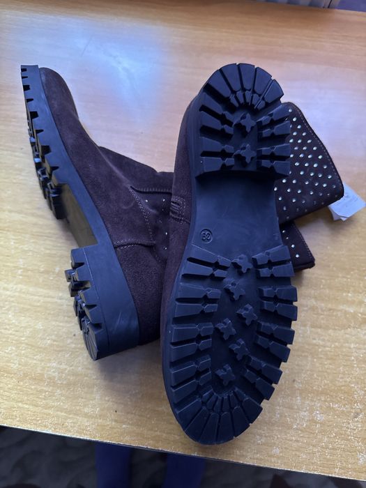 Ghete noi de dama marimea 39