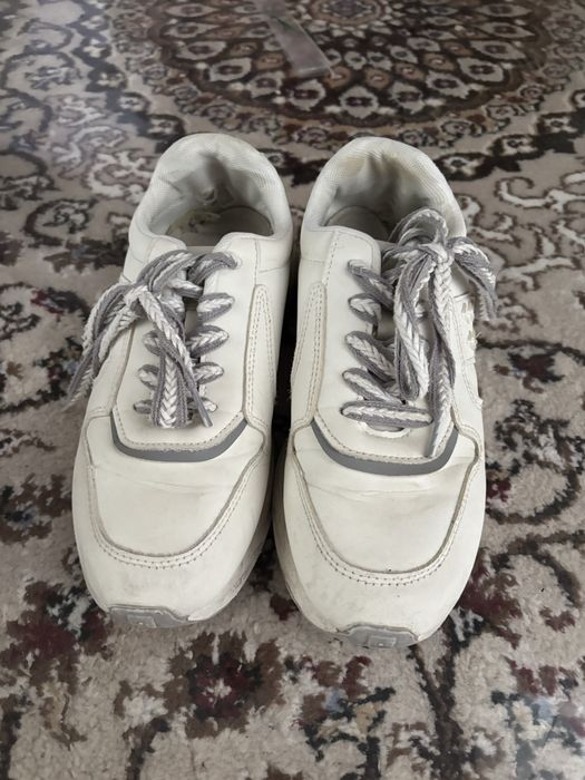 Кроссовка женский