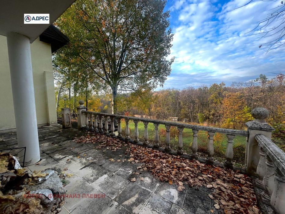 Продава се Къща в Враца, Студентски град - 200 кв.м за 767 €/кв.м - Снимка #10