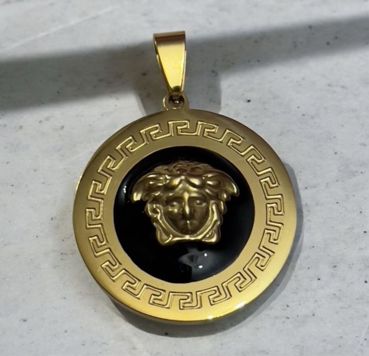 Мъжки синджир с медальон от медицинска стомана неръждаеми