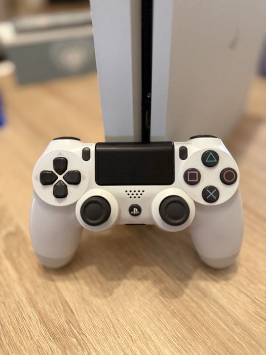 Ps4 Alb slim 500 GB