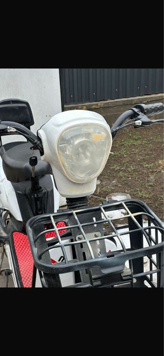 Срочно продам скутер бу