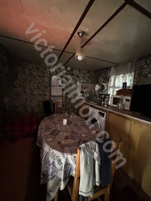 Едноетажна къща в Дебелец