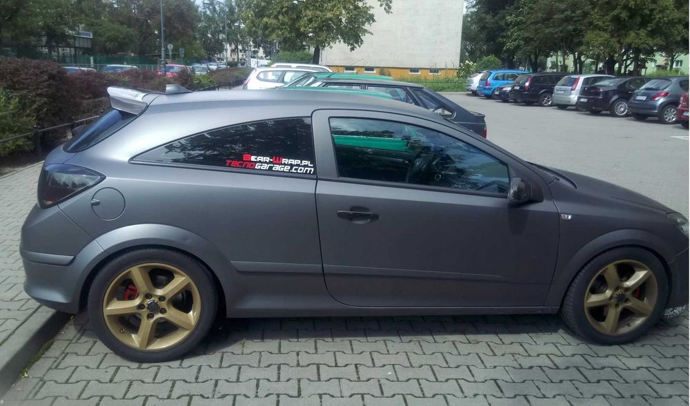Eleron luneta portbagaj OPEL ASTRA H GTC 3 usi