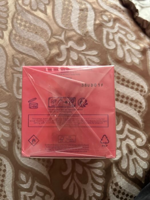 Parfum Valentino Born în Roma Donna