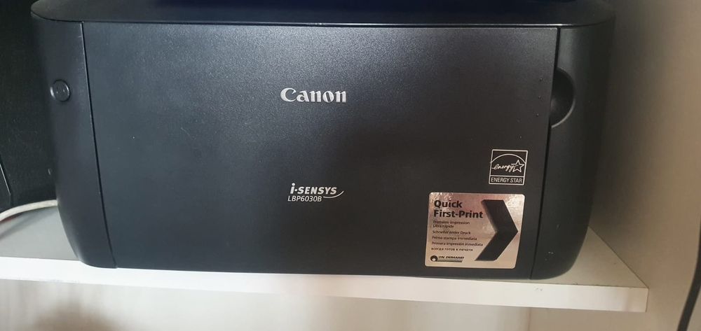 Продам надежный лазерный принтер canon