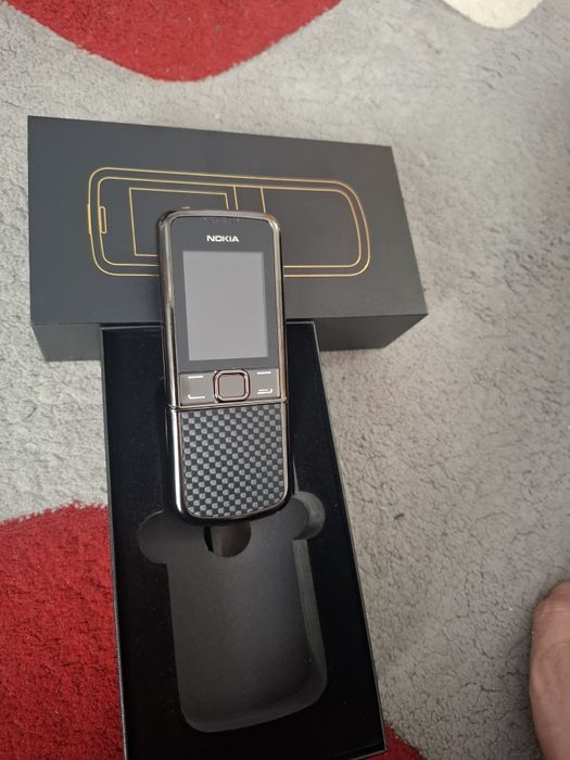 Продам 8800 Carbon