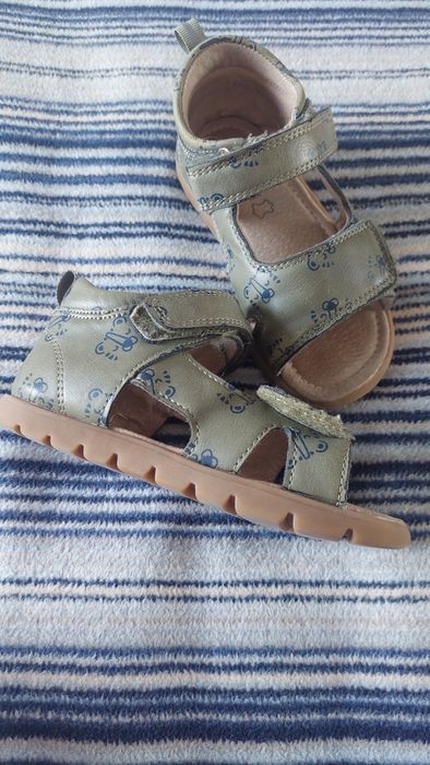 Сандали на мальчика