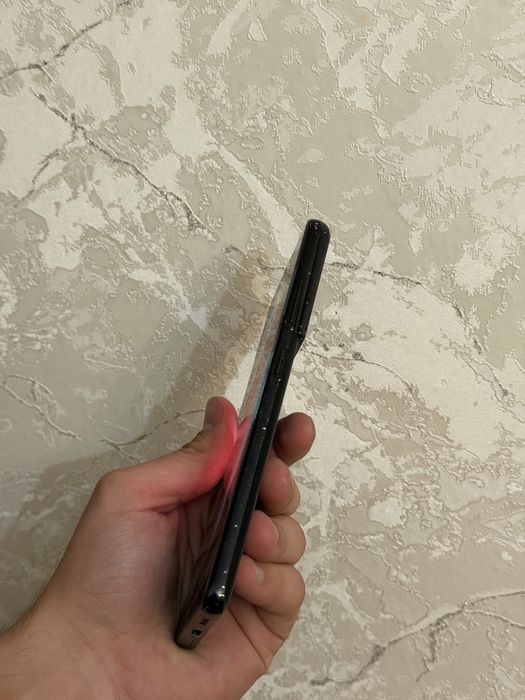 Продам Samsung S21 Ultra