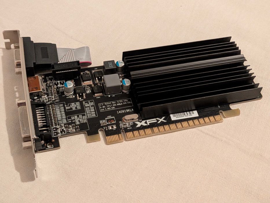 AMD Radeon HD 5450 1 GB DDR3 HDMI, DVI, VGA