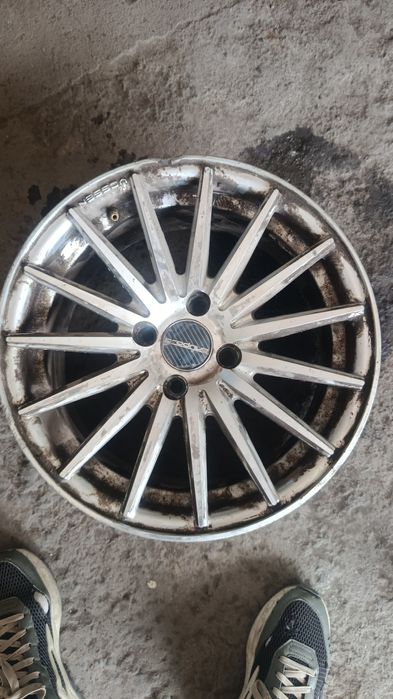 Продам диски r 15